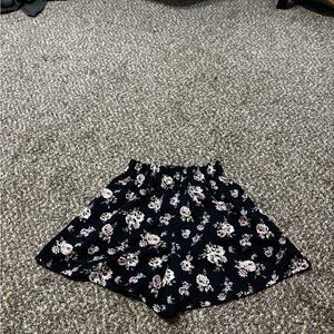 Hollister Black Floral Women's Shorts